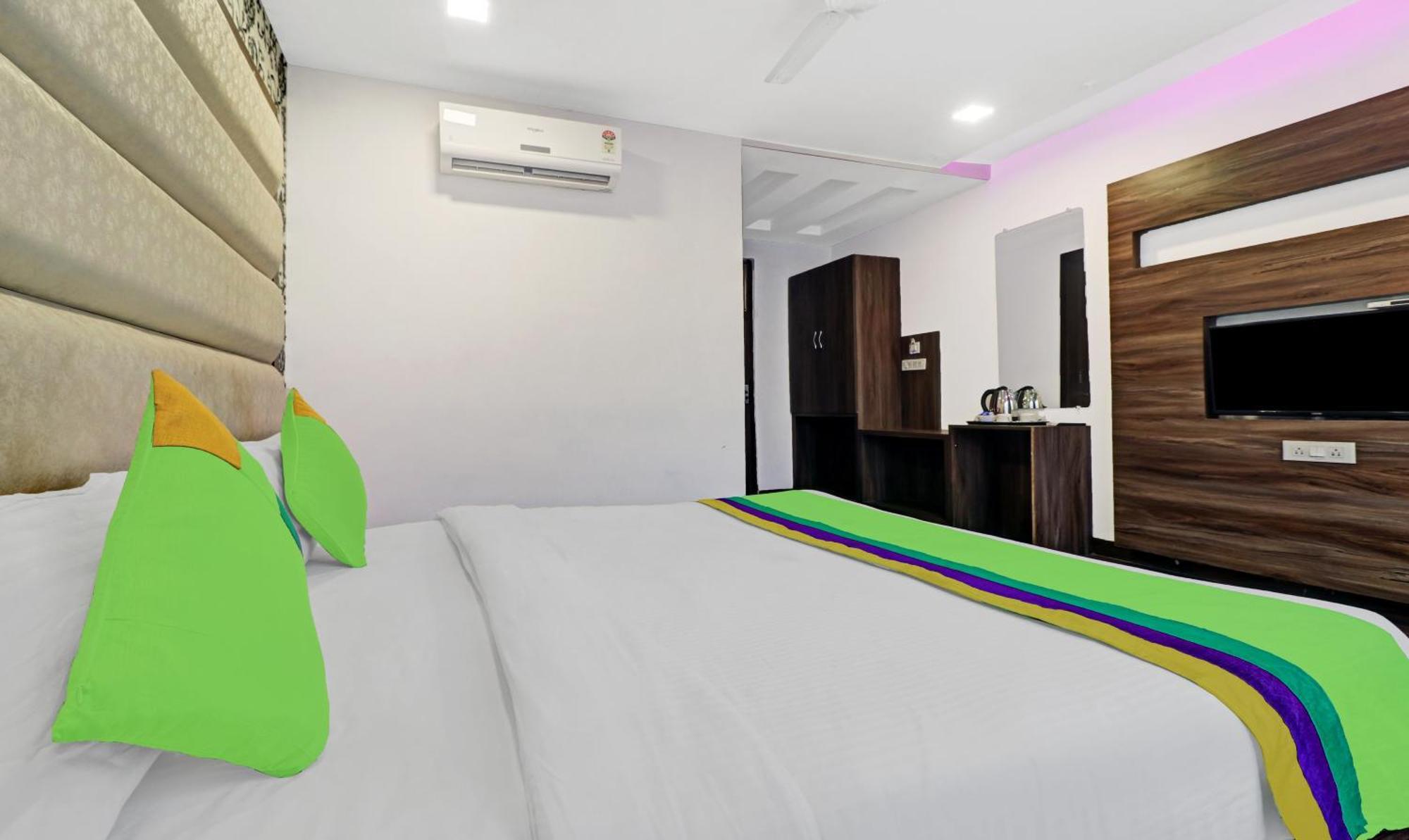 Itsy Hotels Unique - Near Railway Station Amritsar Exterior foto